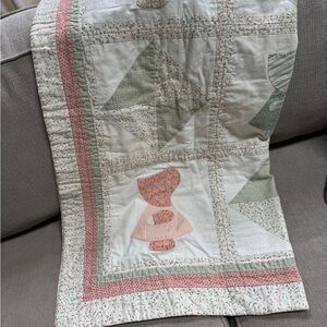 Vintage Handmade Baby Patchwork Quilt Green White Pink Floral Design